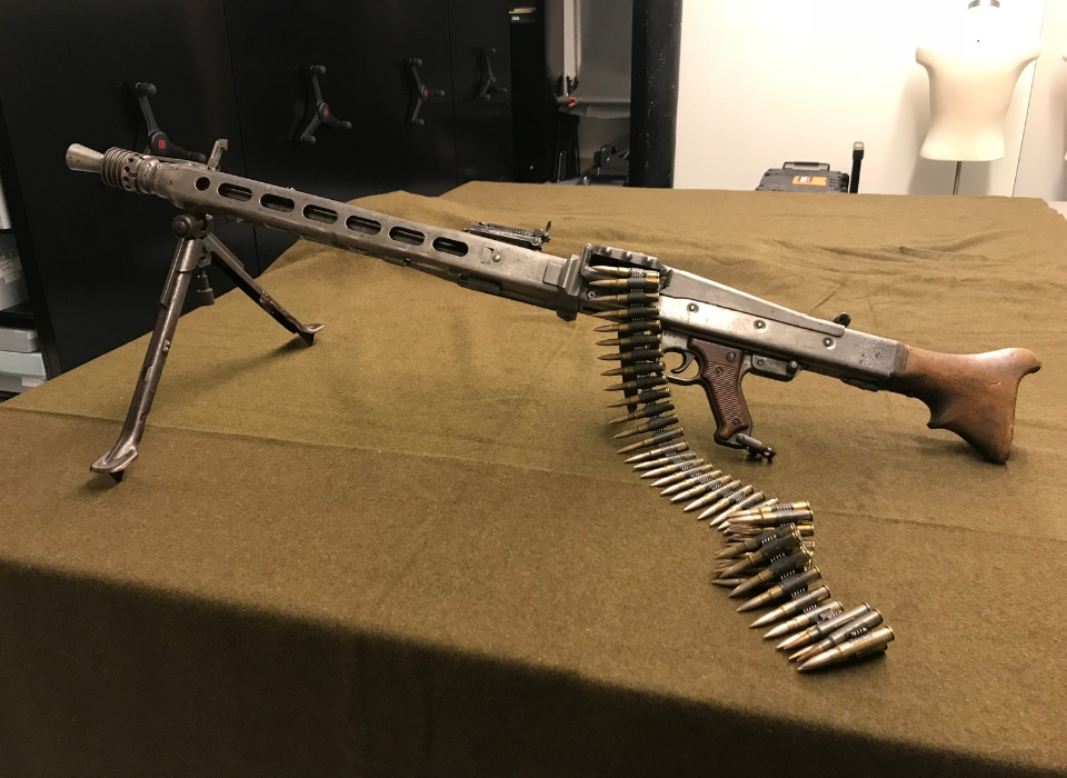 mg42