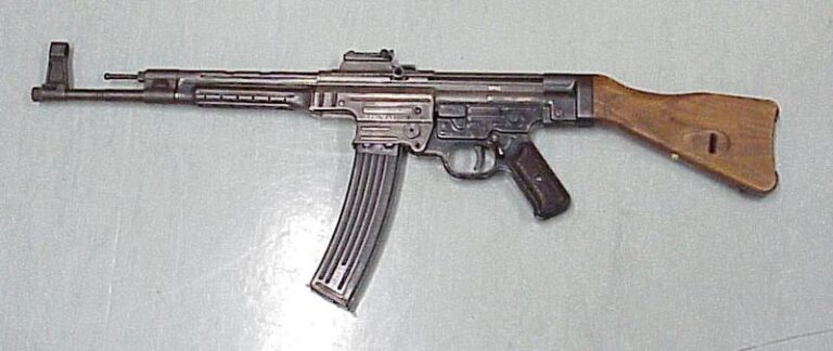 stg44